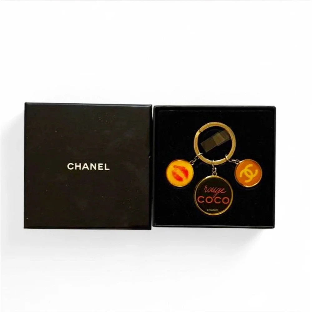 CHANEL COCO Rouge Key Ring Holder Chain Charm Customer Novelty From Japan
